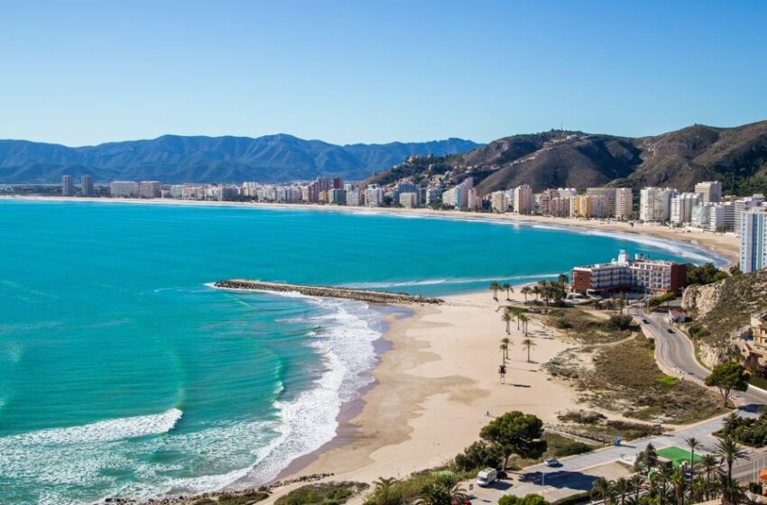  Cullera torna a tenir les millors platges de València amb 8 banderes blaves