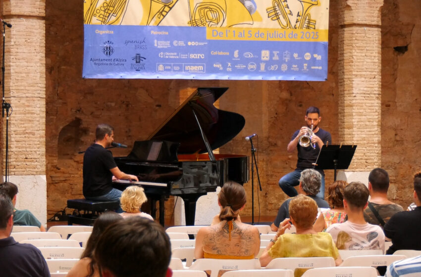  Spanish Brass Alzira presenta Café Kutz