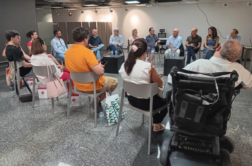  “FGV informa el Comitè de Clients de Metrovalència sobre la recuperació del servei després de les inundacions”