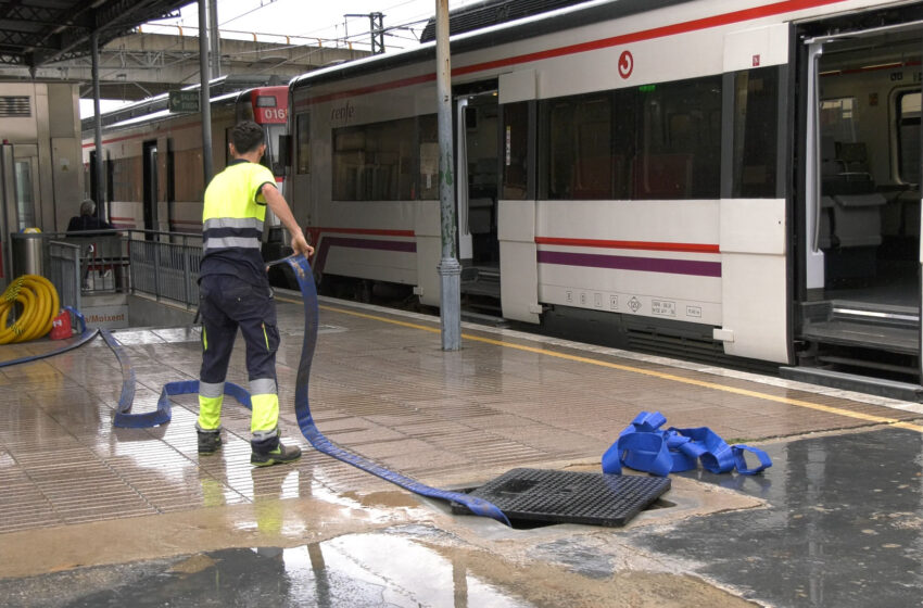  El tren torna a funcionar amb normalitat a Alzira