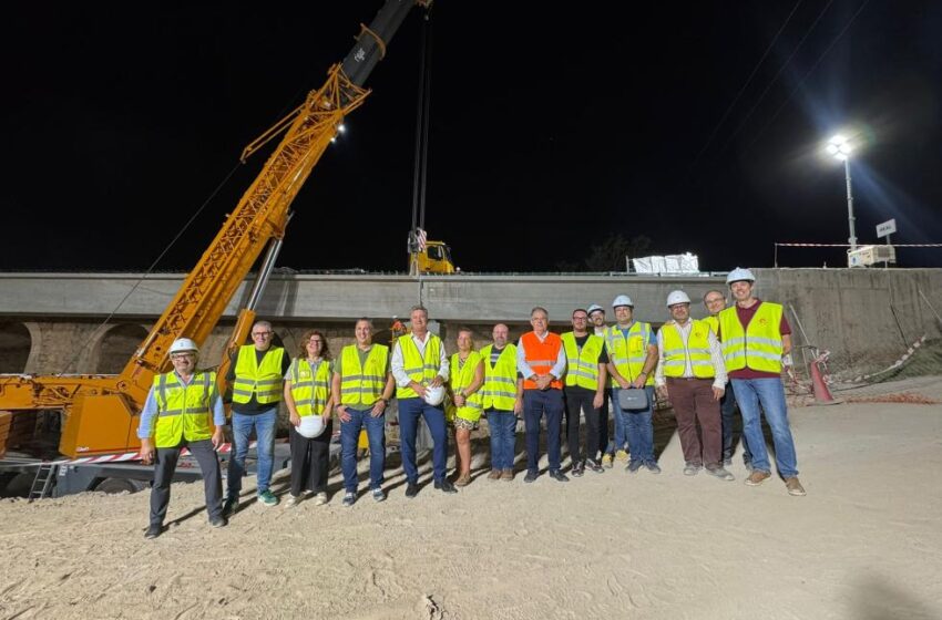  La Generalitat inicia la recta final de la reconstrucció de la passarel·la sobre el riu Magro entre Real i Montroi