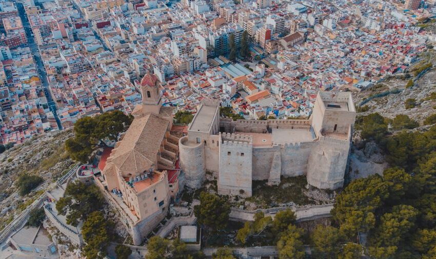  Cullera celebra el Dia Mundial del Turisme amb activitats gratuïtes en els seus museus