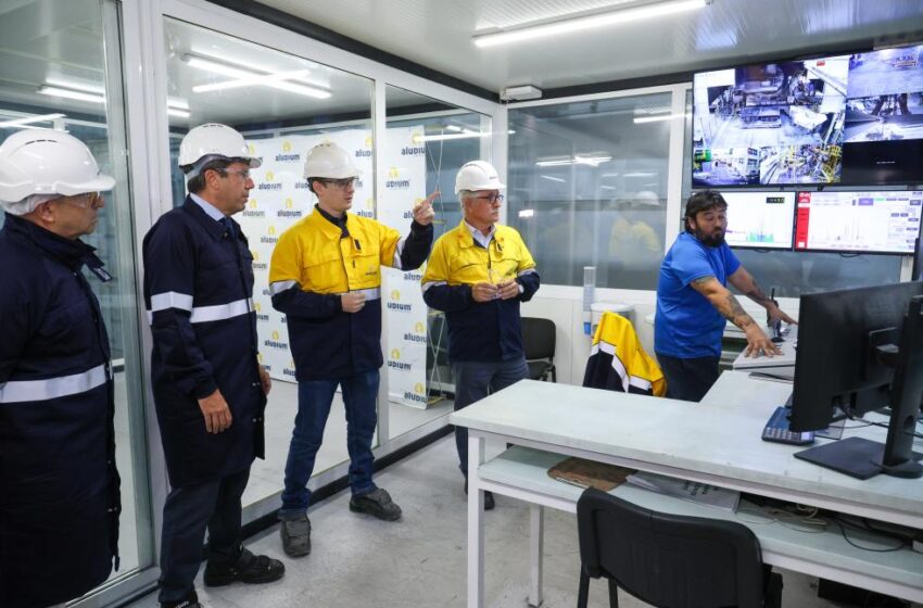  Mazón aposta perquè la indústria represente el 20% del PIB de la Comunitat Valenciana