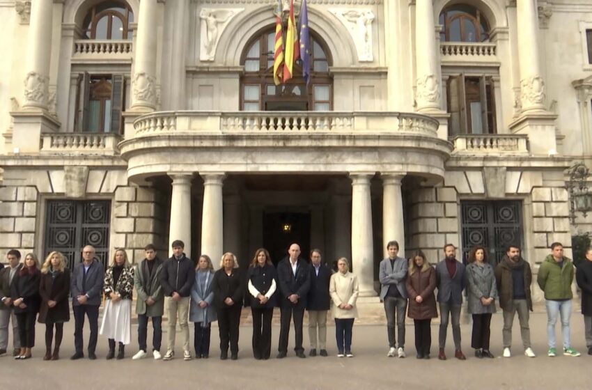 La Comunitat Valenciana se suma al minut de silenci per les víctimes de l’accident de tren