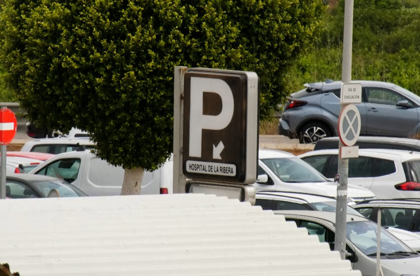 La Conselleria de Sanitat fa un nou pas per a l’ampliació del pàrquing de l’Hospital de La Ribera